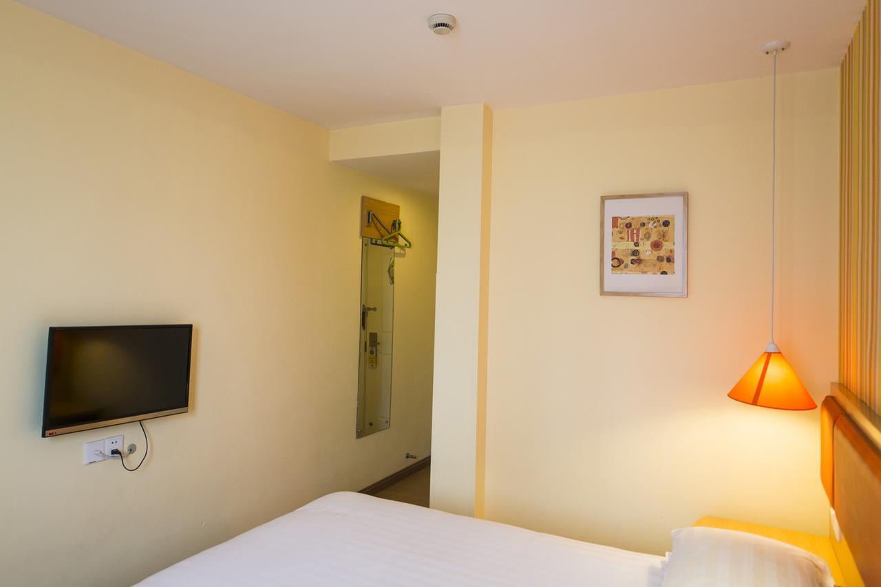 Home Inn Beijing Headquater World Park 외부 사진
